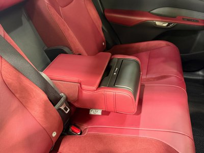 صورة مصغرة 35 لـ 2023 Lexus RX