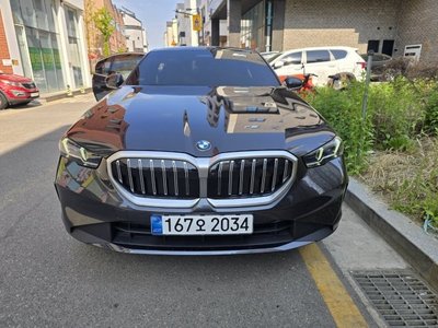 BMW 5 SERIES - 1