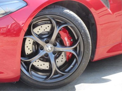 صورة 12 لـ 2021 ALFA Romeo JULIA