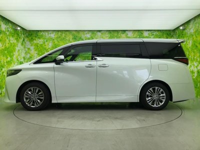 2025 Toyota ALPHARD 照片 2