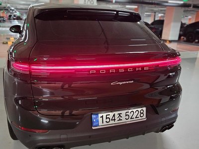 PORSCHE CAYENNE - 4