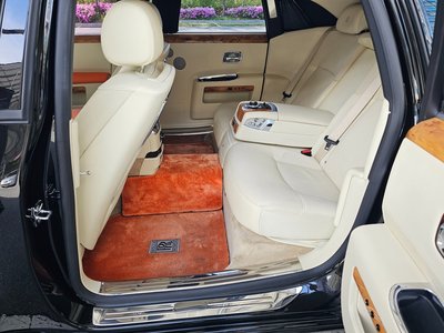 ROLLS-ROYCE GHOST - 8