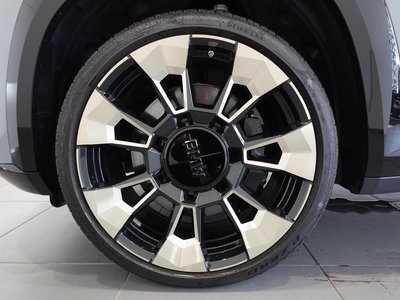 2025 BMW XM 缩略图 15