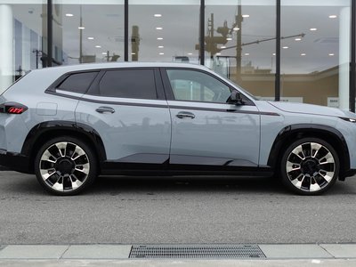 2025 BMW XM 照片 8