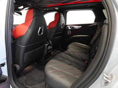 2025 BMW XM 缩略图 25