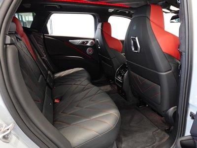 2025 BMW XM 缩略图 21