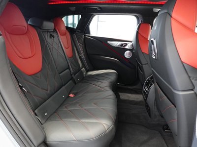 2025 BMW XM 缩略图 20