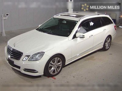 MERCEDES-BENZ E-CLASS - 4