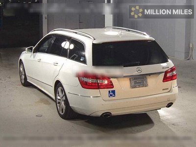 MERCEDES-BENZ E-CLASS - 2