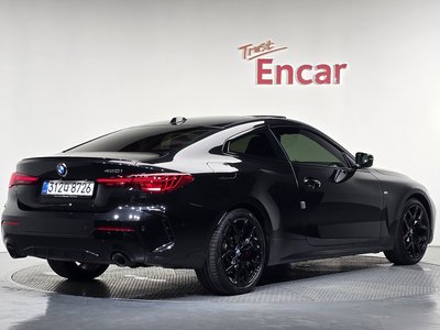 2025 BMW 4 SERIES — фото 4