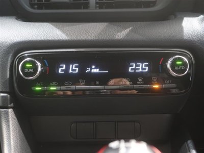 TOYOTA GR YARIS - 10