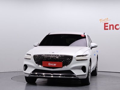 صورة 2 لـ 2021 Genesis GV70