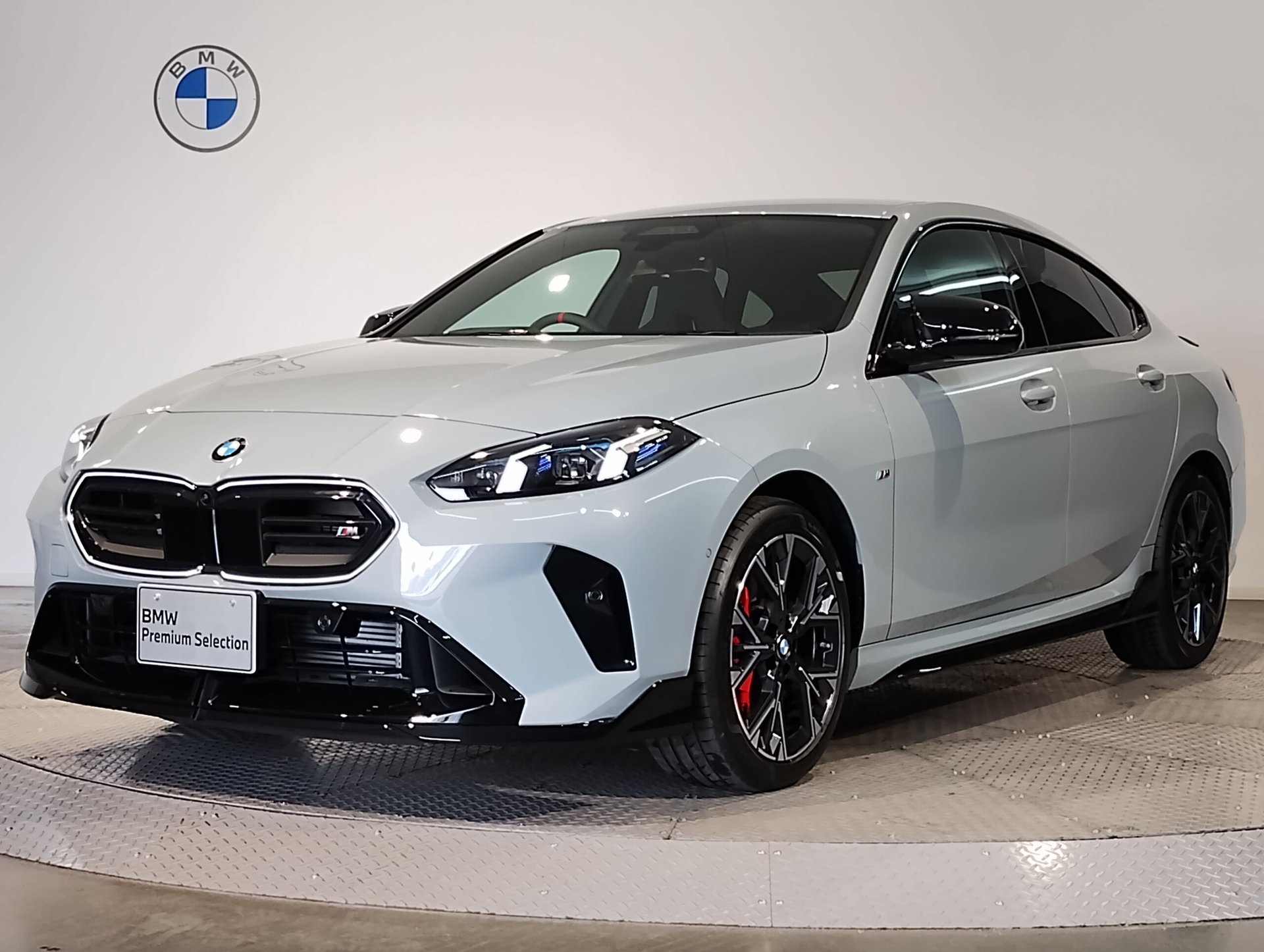 BMW 2 SERIES GRAN COUPE - View 1