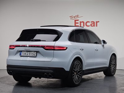 PORSCHE CAYENNE - 3