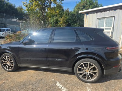 PORSCHE CAYENNE - 2