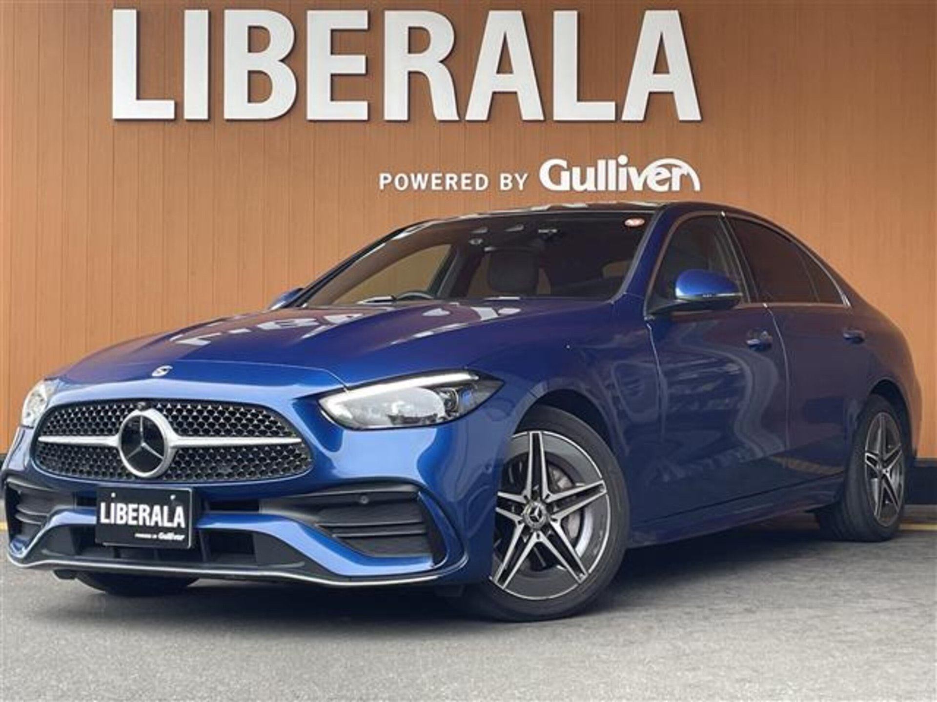 MERCEDES-BENZ C-CLASS - View 1