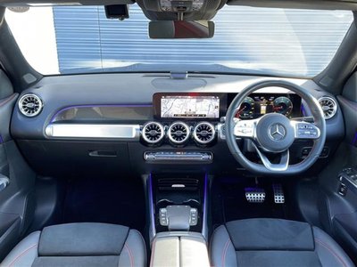 MERCEDES-BENZ GLB - 3