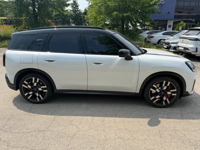 2026 MINI COOPER S COUNTRYMAN photo 2