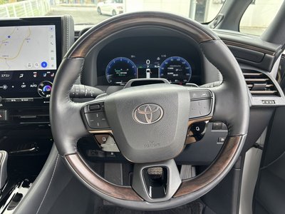 2025 Toyota VELLFIRE photo 5