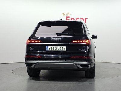 AUDI Q7 - 3
