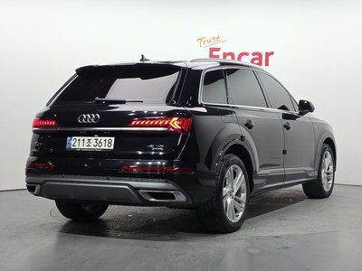 AUDI Q7 - 4