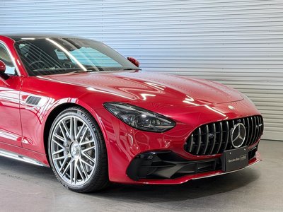 2025 Mercedes-BENZ GT AMG — фото 4
