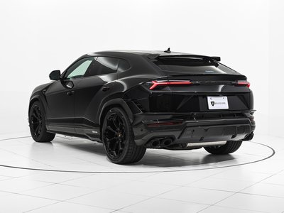 2024 Lamborghini URUS — фото 6