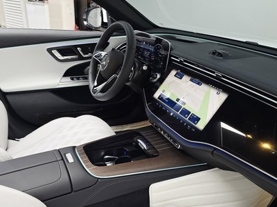 2025 Mercedes-BENZ E-CLASS — миниатюра 25