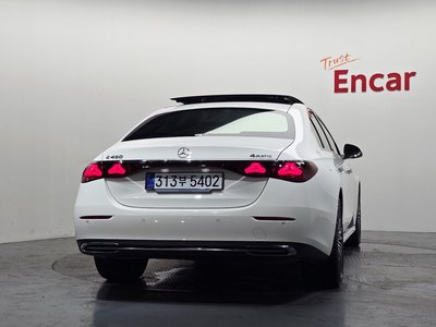 صورة 3 لـ 2025 Mercedes-BENZ E-CLASS