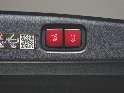 2025 Mercedes-BENZ E-CLASS — миниатюра 22