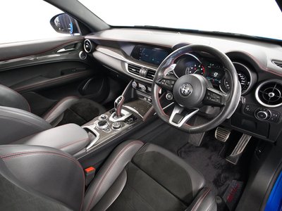 ALFA ROMEO STELVIO - 5