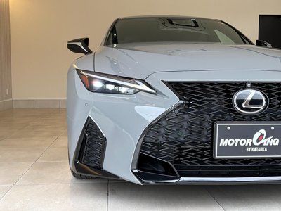 LEXUS IS - 7