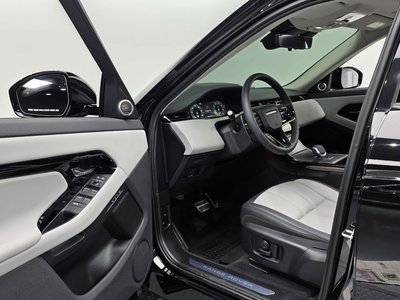 صورة 10 لـ 2025 LAND Rover RANGE ROVER EVOQUE