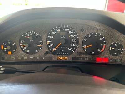 MERCEDES-BENZ SL - 9