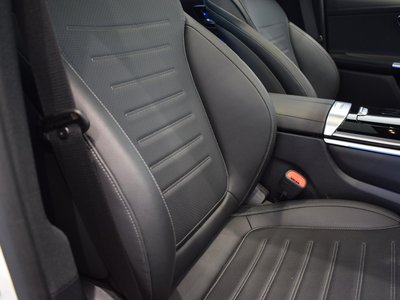MERCEDES-BENZ GLC - 8