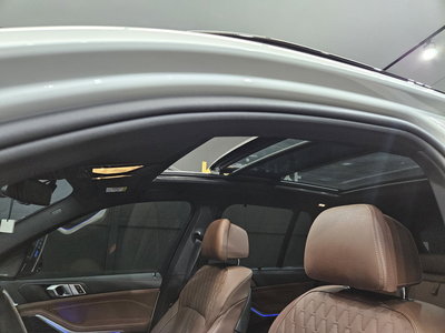 2024 BMW X5 — миниатюра 16