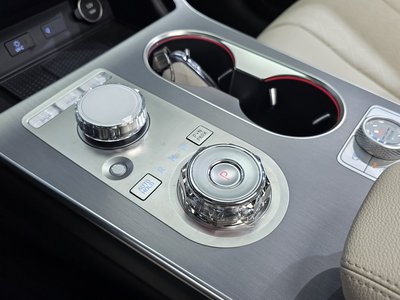 صورة مصغرة 12 لـ 2024 Genesis GV80