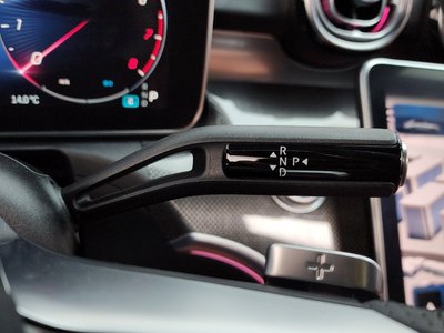 MERCEDES-BENZ C-CLASS - 9