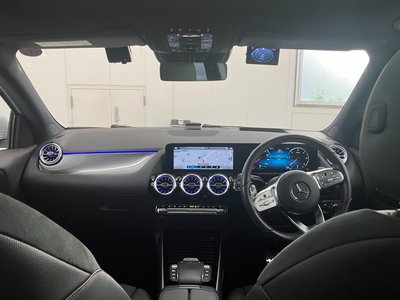 MERCEDES-BENZ GLA - 8