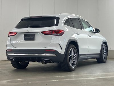 MERCEDES-BENZ GLA - 5