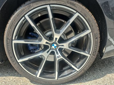 BMW 8 SERIES - 3