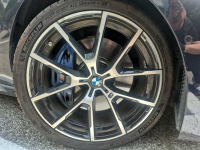 BMW 8 SERIES - 8