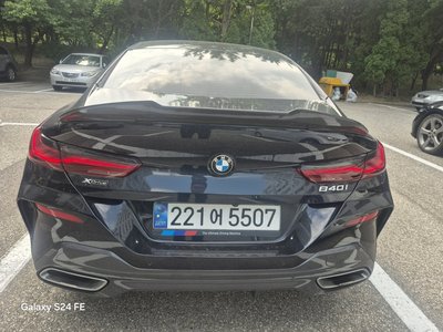 BMW 8 SERIES - 2