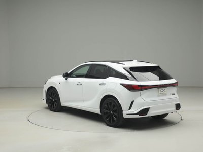 LEXUS RX - 8