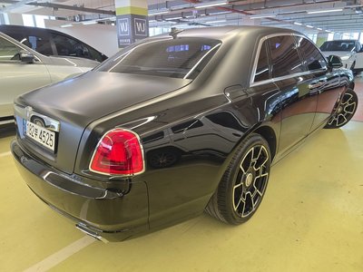 ROLLS-ROYCE GHOST - 5