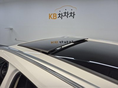 2023 Genesis GV80 — миниатюра 13