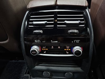 2017 BMW 5 SERIES — миниатюра 18