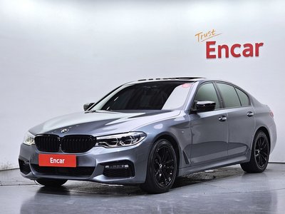 2017 BMW 5 SERIES — фото 1