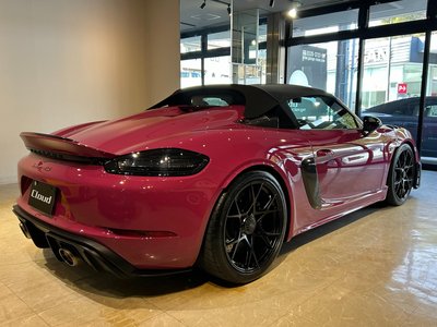 PORSCHE 718 SPYDER - 10