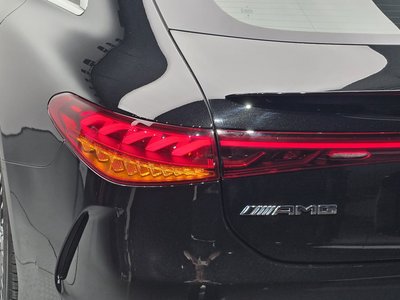MERCEDES-BENZ EQS - 10